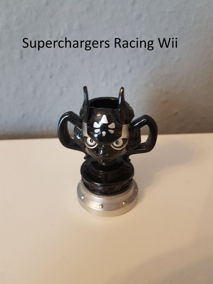 Skylanders Superchargers Racing Wii Starterset+ Figuren+ Packs in Leverkusen