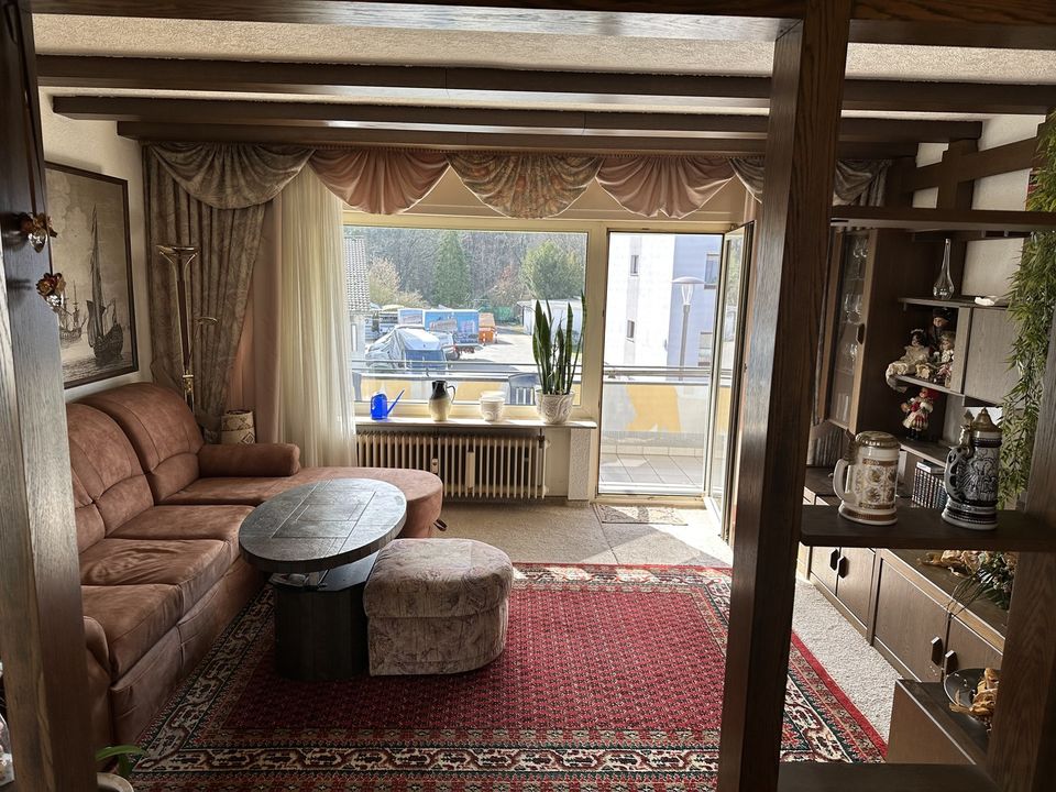 Ansprechende 2 Zimmer Wohnung mit Balkon in Offenbach