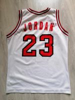 Jordan,Bulls Classic Jersey, Gr.M,90er für Sammler Berlin - Hohenschönhausen Vorschau