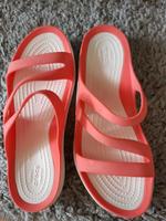 iconic crocs confort Gr. w7 NEU Kreis Pinneberg - Pinneberg Vorschau
