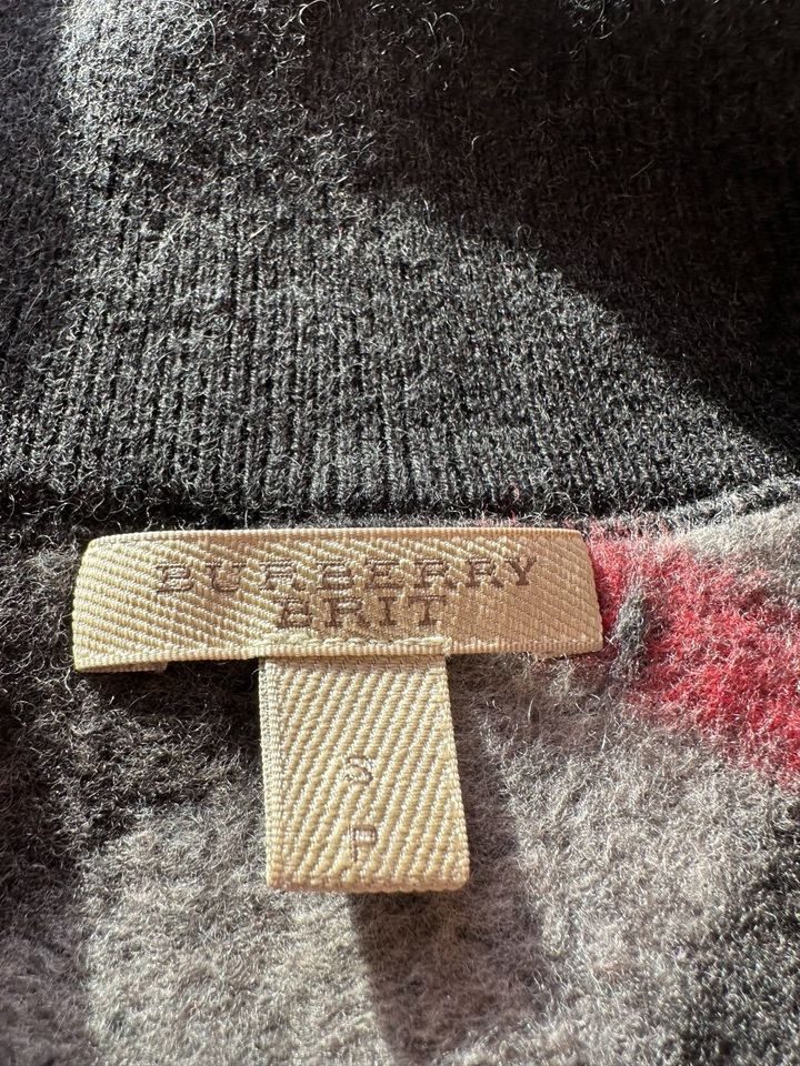 Orig. Burberry Herrenpullover in Rodgau