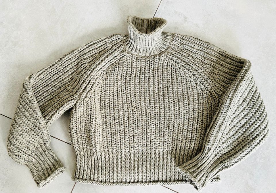 Strickpullover H&M Gr. S khaki in Wiesbaden