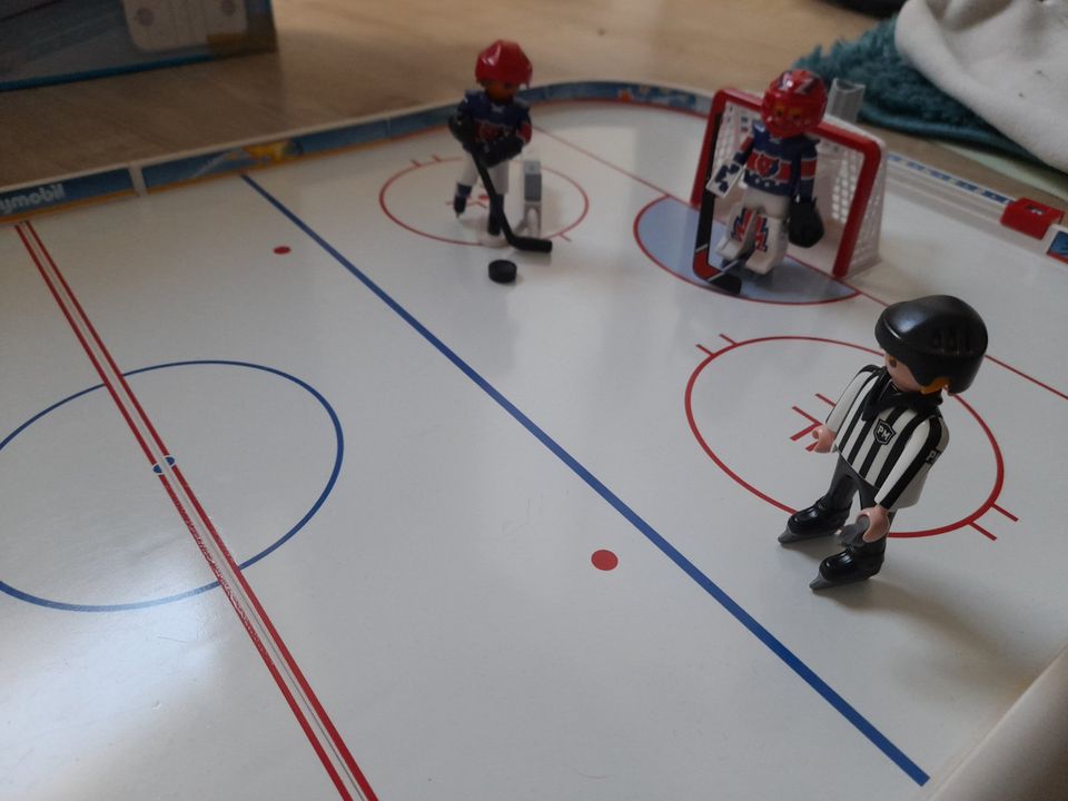 Playmobil Action&Sport Eishockey Set Mit Eismaschine in Beverungen