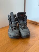 Lowa Wanderschuhe 2 x getragen Leipzig - Knautkleeberg-Knauthain Vorschau
