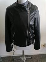 Yas Lederjacke Echtleider 36/38 mit rotem Futter und Schnürrung München - Allach-Untermenzing Vorschau