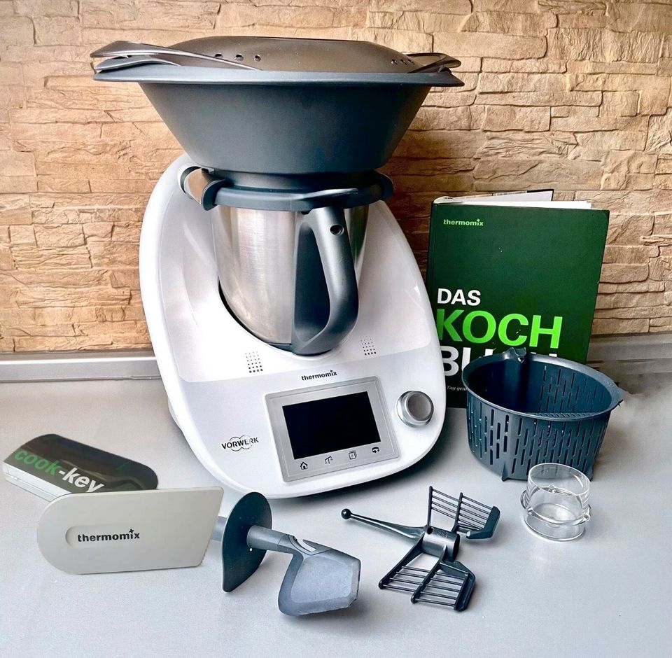 TOP❗️ Vorwerk Thermomix TM5 | GARANTIE | Varoma | COOK KEY | Buch in Neustadt a. d. Waldnaab