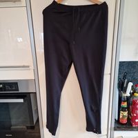 FALKE Sporthose - schwarz - Gr. XXL Nordrhein-Westfalen - Lage Vorschau