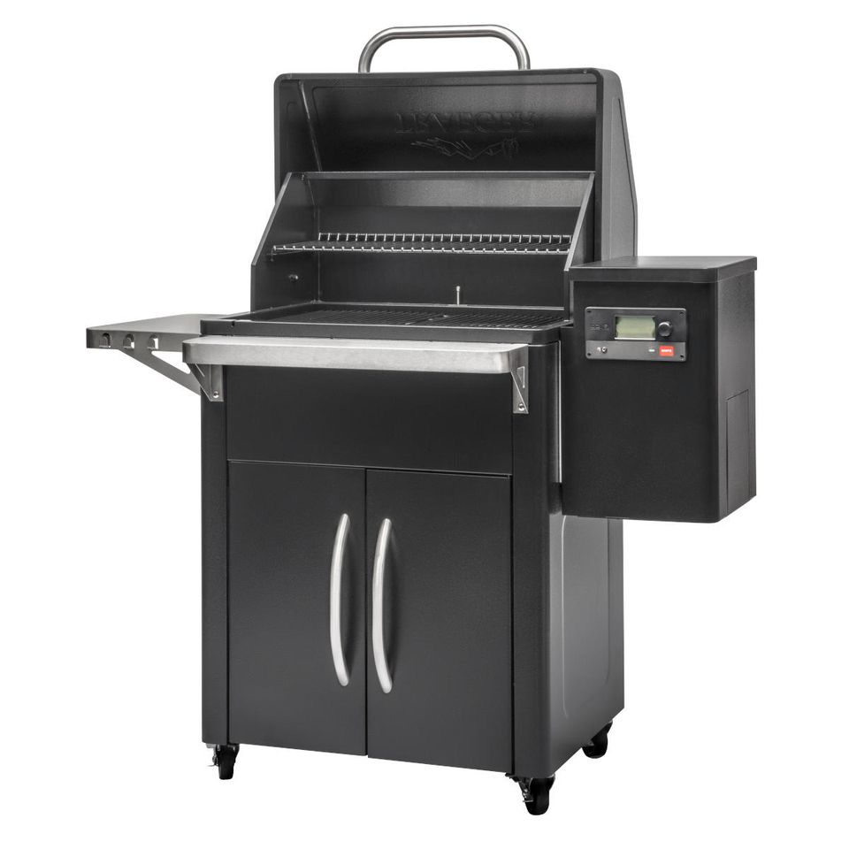 Traeger Pelletgrill Silverton 620 in Bad Windsheim