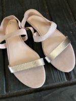 H&M Sandalen rosé silber Gr. 40/41 Bayern - Soyen Vorschau