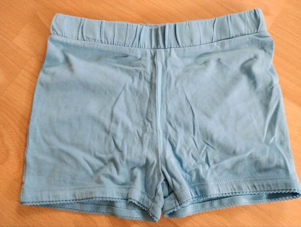 Kurze Hose/Shorts Gr. 104 von S.Oliver - Neu in Gaildorf