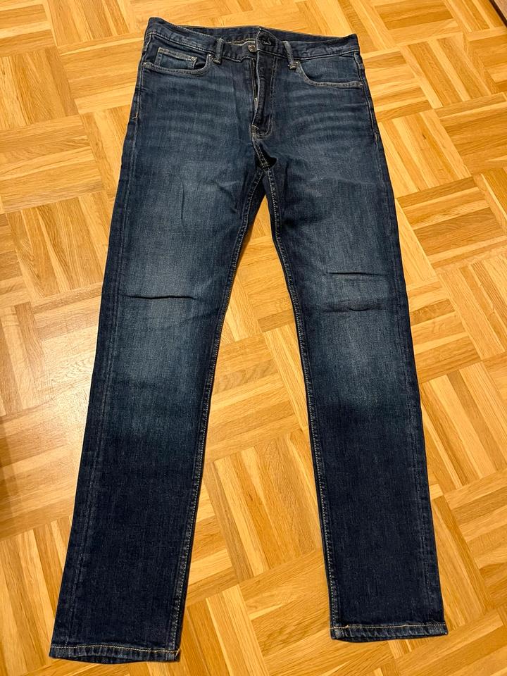 H&M Jeans Gr. 31 Slim & Denim in Essen