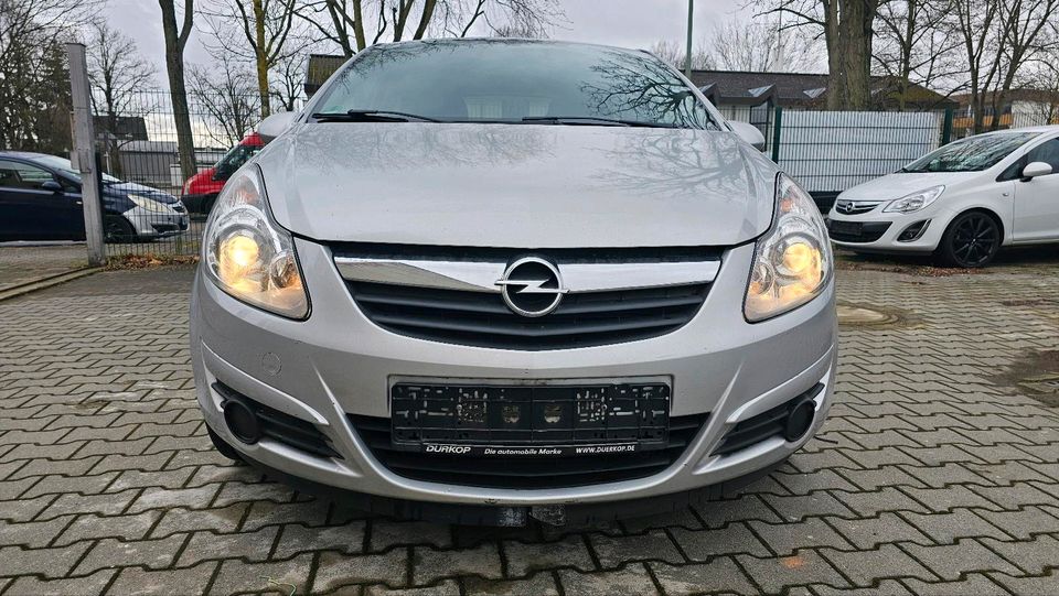 Opel Corsa 1,3 Diesel Behindertengerecht  TÜV neu Standheizung in Hanau