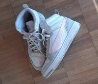Puma Sneaker weiß/rosa/grau Rheinland-Pfalz - Montabaur Vorschau
