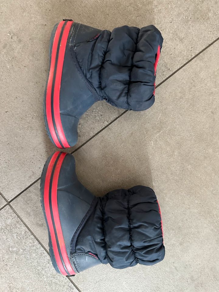 Crocs Winterstiefel Schuhe Gummistiefel Gr 28 in Viersen