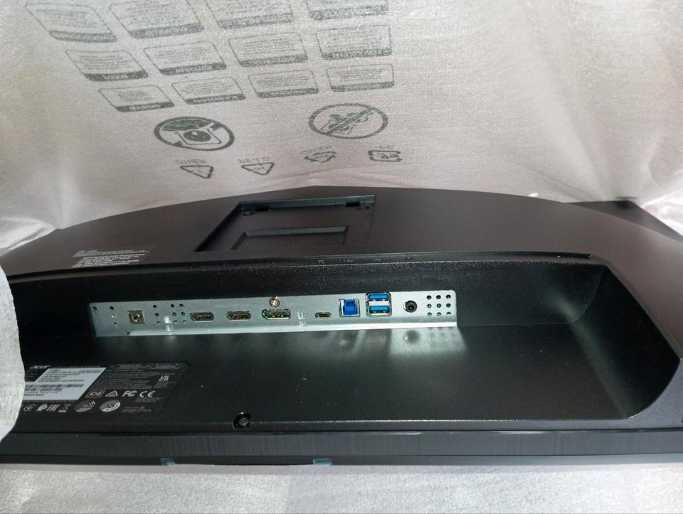 Acer Nitro XV282KKV, 1/2 Preis,Pc-Monitor,Gaming, PC bildschrim in Buggingen