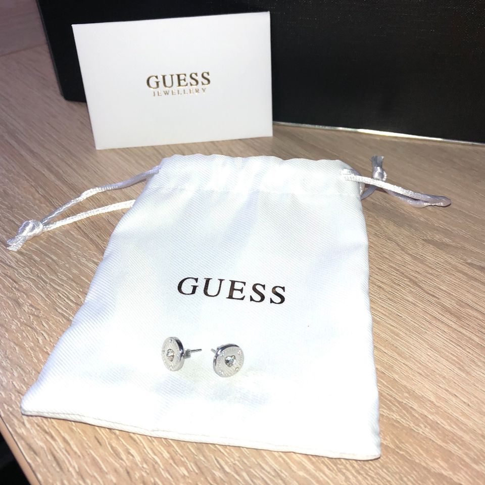 Guess Schmuck,Ohrstecker Neu in Neukirchen/Erzgeb