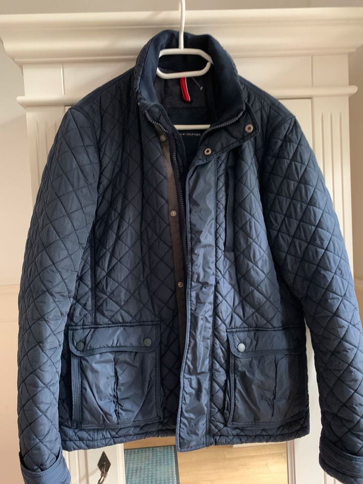 Tommy Hilfiger Herren Jacke GR.L in Leer (Ostfriesland)