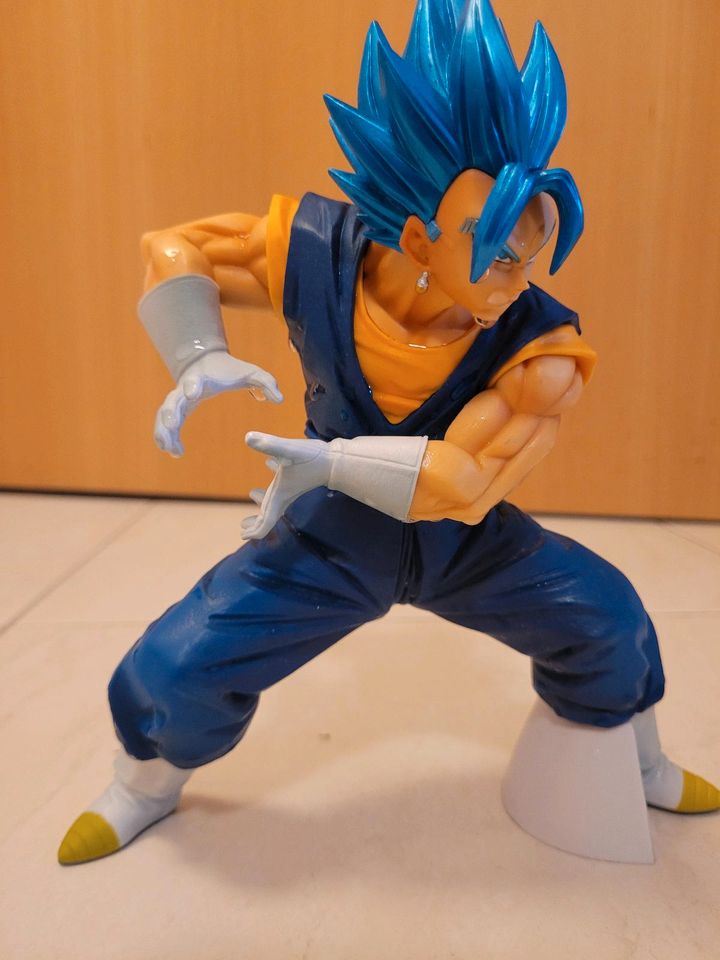 Dragonball super Vegetto ssj blue kamehameha Figur in Köln