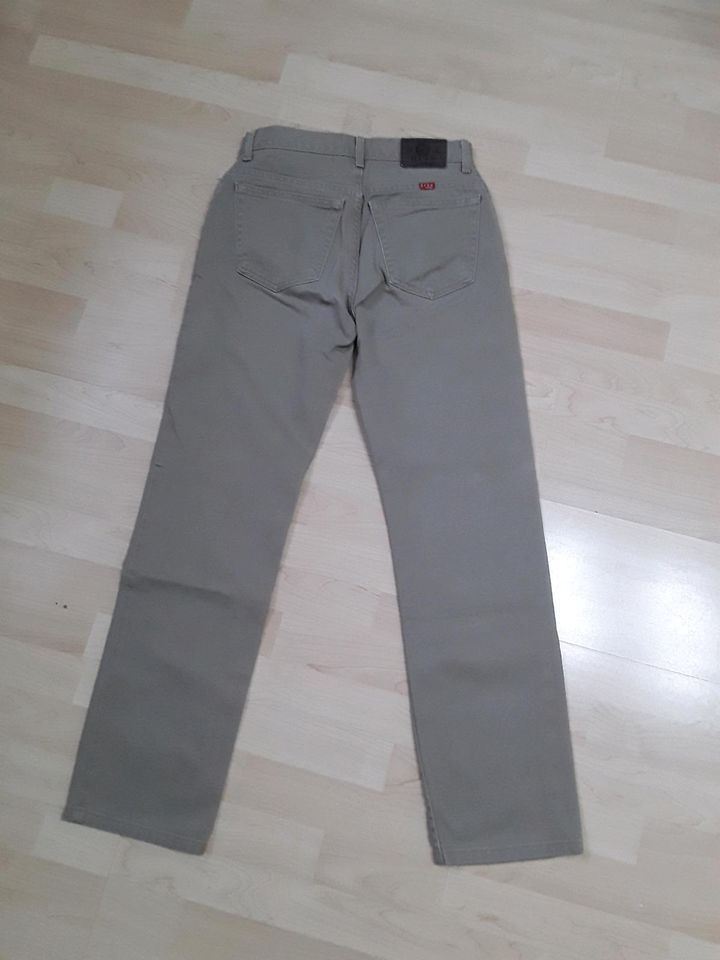 Herren Jeans - beige - HERO by Wrangler - Gr. 31 - 32 in Waldfeucht