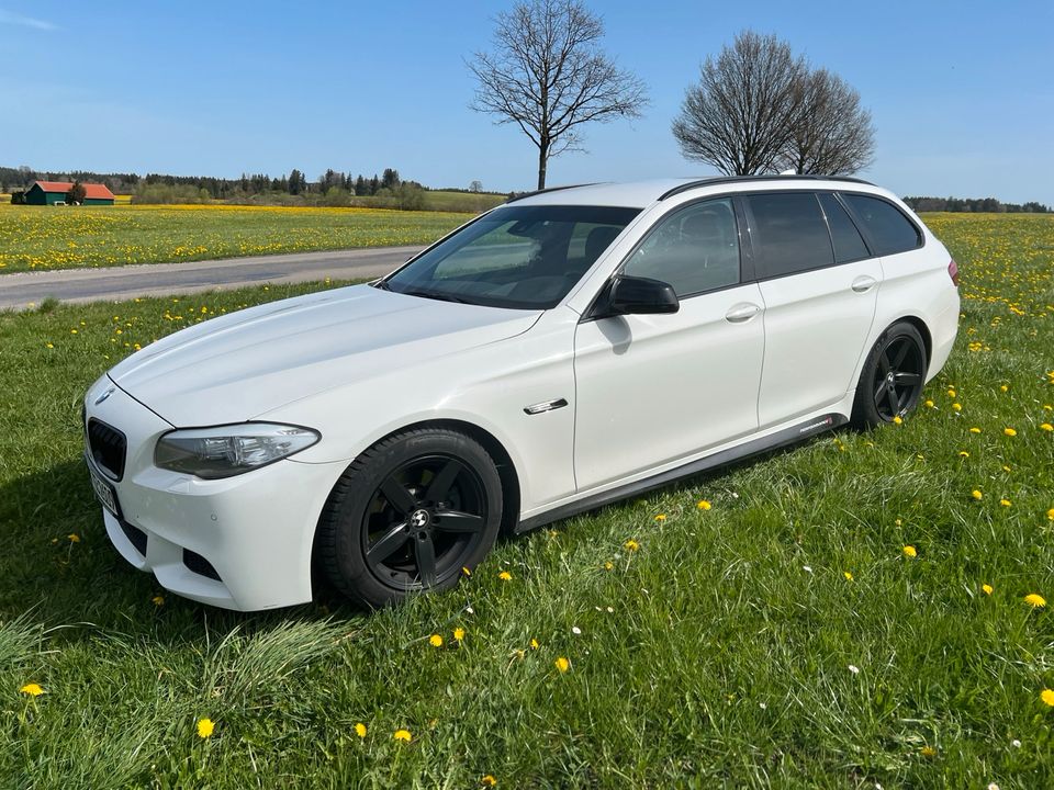 BMW F11 520d Shadowline + M Paket in Hohenpeißenberg