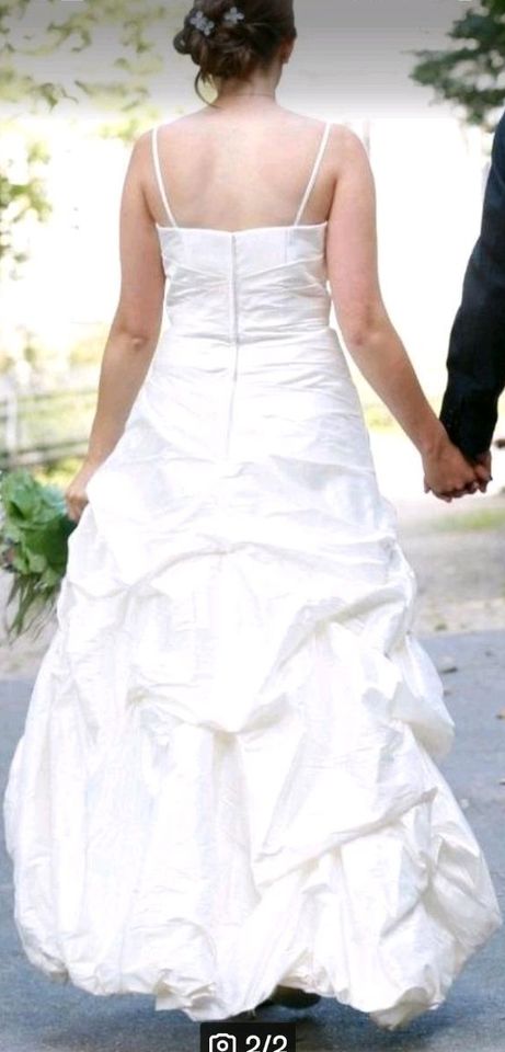 Brautkleid Hochzeitskleid ivory schlicht crusz in Berlin