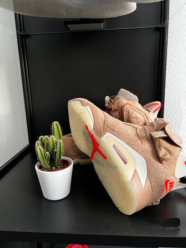 Air Jordan 6 Retro x Travis Scott British Khaki in Mönchengladbach