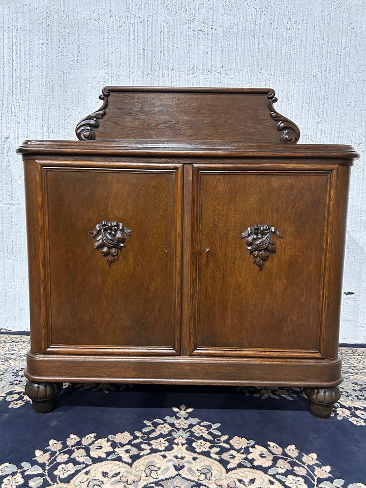 Antik/Buffet/Kommode/Vintage/Vollholz/Highboard/Gründerzeit/ in Berlin