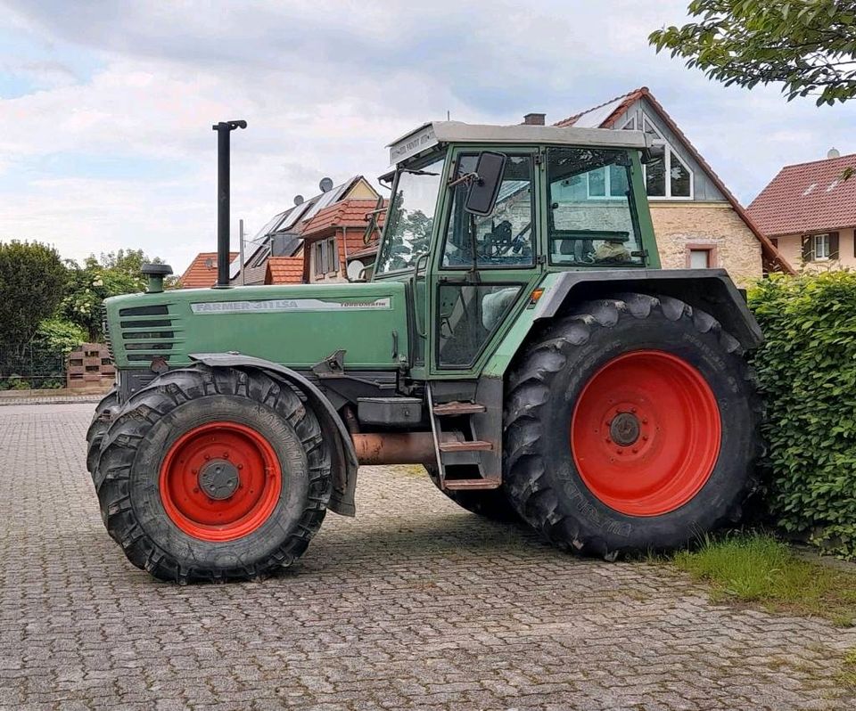 Fendt Farmer 311 LSA in Ehrenkirchen