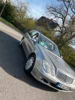 Mercedes E Klasse Voll Ausstattung im sehr gut Zustand (3hand) Hessen - Wiesbaden Vorschau