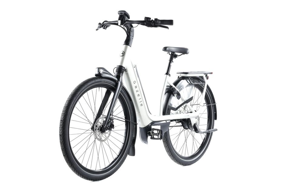 Gazelle Avignon C380 HMB LTD - 2023 - 49 cm | nur 196 km | Bosch Performance Line (65 Nm) 625 Wh | UVP 4.499 € | 1 Jahr Garantie | E Bike City in Ottobrunn