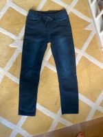 Hose elastisch Jeans 140 blau Jogger neu np 45,- Berlin - Steglitz Vorschau