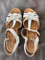 Sandalen Gabor 7,5 Comfort weiß/silber Wandsbek - Hamburg Bramfeld Vorschau