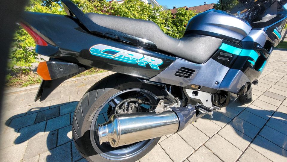 Honda CBR 1000 F SC24 Dual Brake System in Tettnang