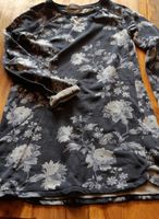 Sweatshirt Kleid,Gr.146 ,H&M, wunderschönes Blumenmuster Bremen - Horn Vorschau