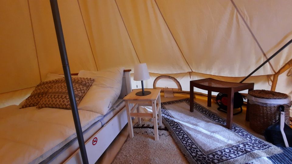 Glamping im 4 m Zelt auf dem Bauernhof in Walsrode