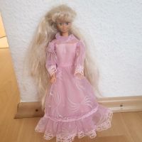 Sprechende Petra Barbie Puppe Retro 90er Vintage Bayern - Ichenhausen Vorschau