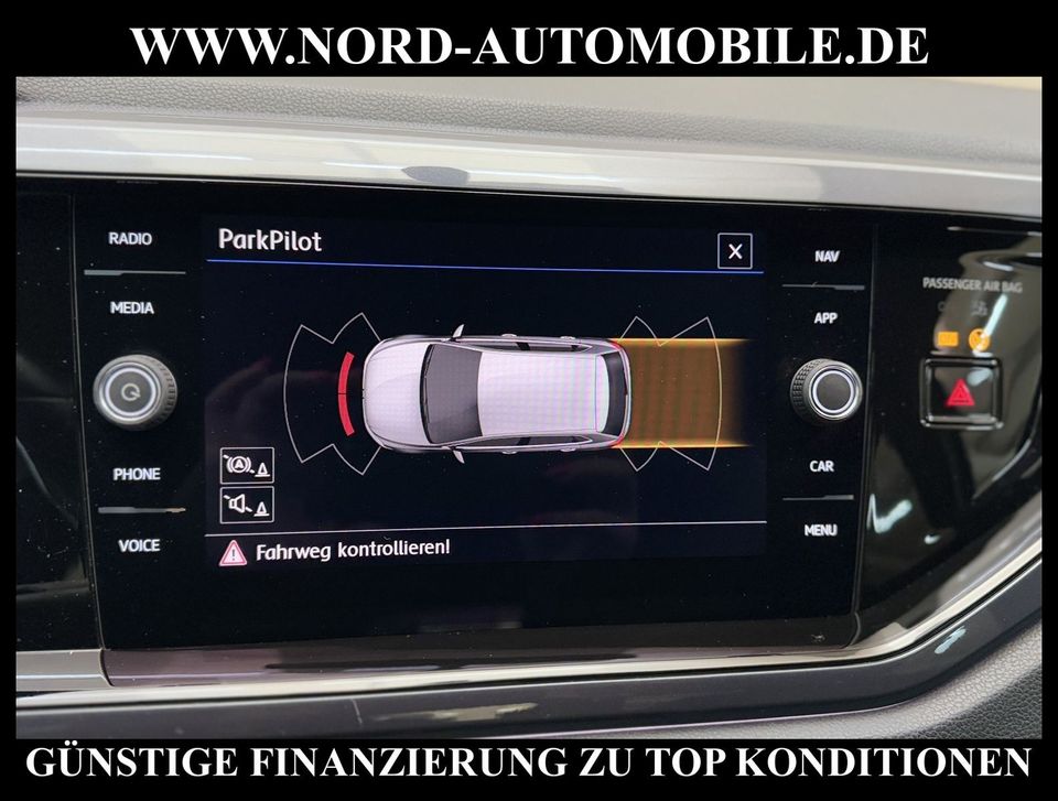 Volkswagen Polo R-Line 1.0 TSI DSG Navi*LED*17''* in Rastede