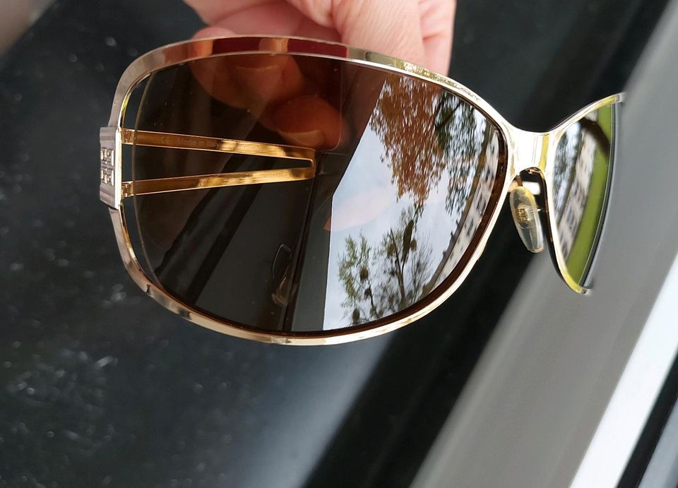 Sonnenbrille Givenchy Damen gold braun in München