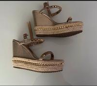 Goldene Keilsandalen Größe 39  Neu Rheinland-Pfalz - Tawern Vorschau