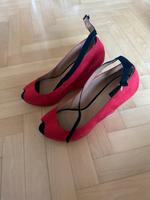 Keilabsatz high heels von Zara in rot Hannover - Nord Vorschau