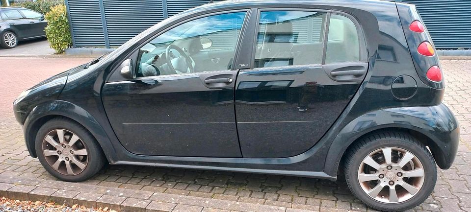 Smart forfour schwarz 1,3 Passion Panoramadach in Osnabrück