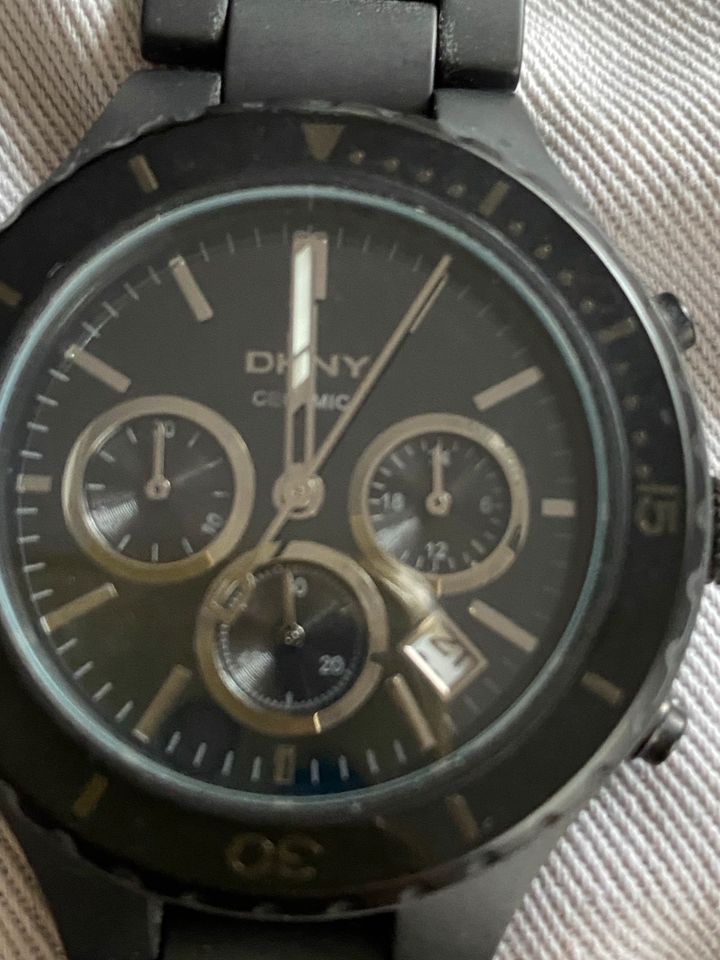 DKNY Chrono Schwarz Matt Keramik in Reichenbach an der Fils