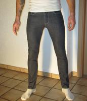 Armani Jeans 7V6J06 Herren Hose Neuwertig W30 L32 Baden-Württemberg - Göppingen Vorschau