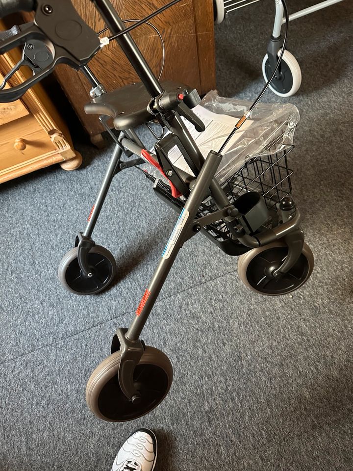 Rollator neu in Hagen im Bremischen