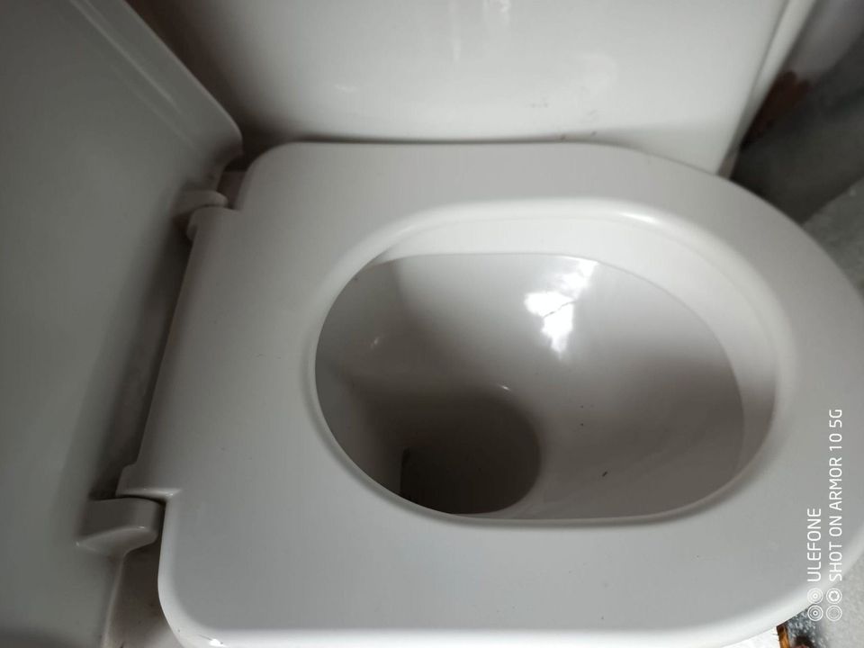 Toilette - Hänge WC - Weiß in Melle
