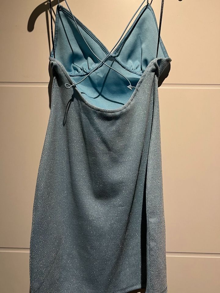 Kleid von H&M Größe S in Schwülper