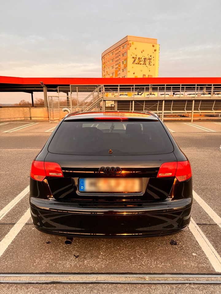 Audi A3 8p S-line in Neukalen