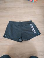 Adidas Sporthose kurz Größe M Nordrhein-Westfalen - Wiehl Vorschau