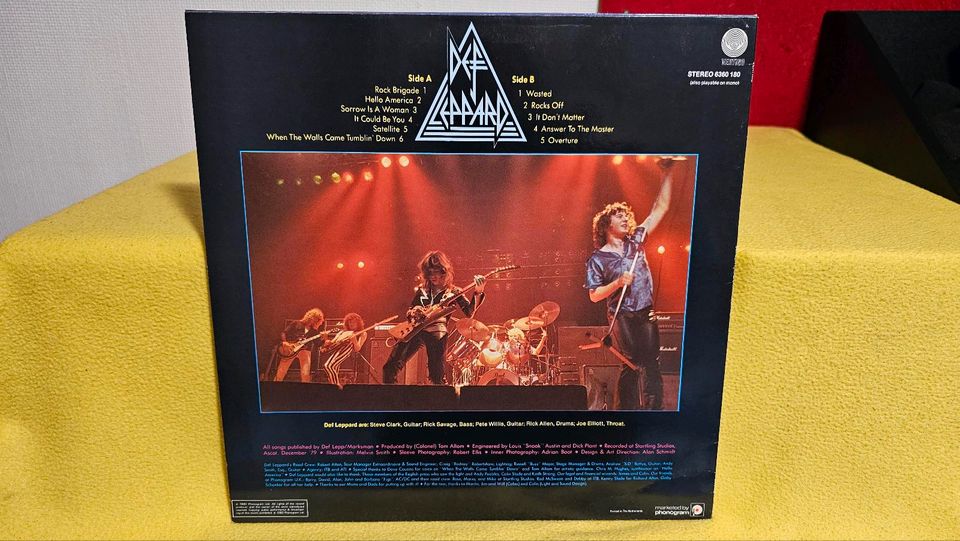 LP '1980' Def Leppard +B: in Pinneberg