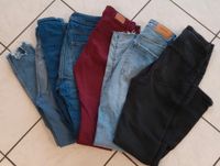 Bekleidungspaket Damen Skinny Jeans Gr.34 Nordrhein-Westfalen - Warstein Vorschau
